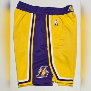 Nike Los Angeles Lakers Icon Edition Swingman performance shorts